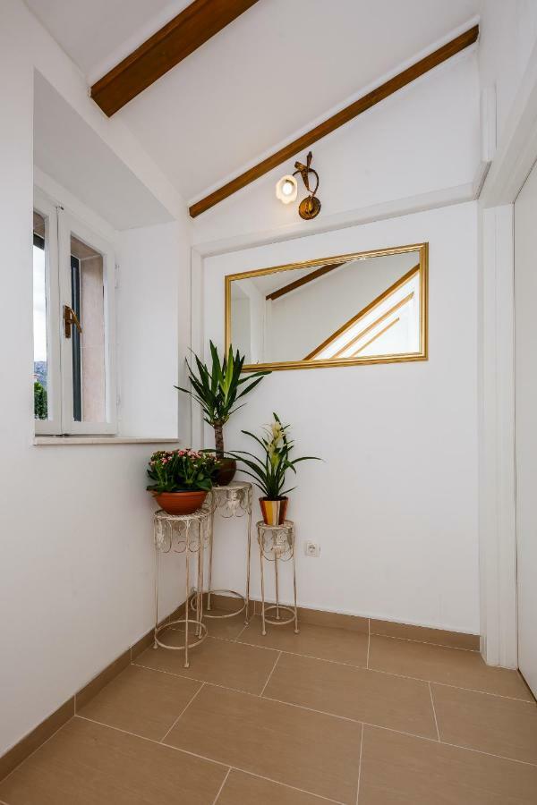 Apartman Mare Kaštela Eksteriør billede